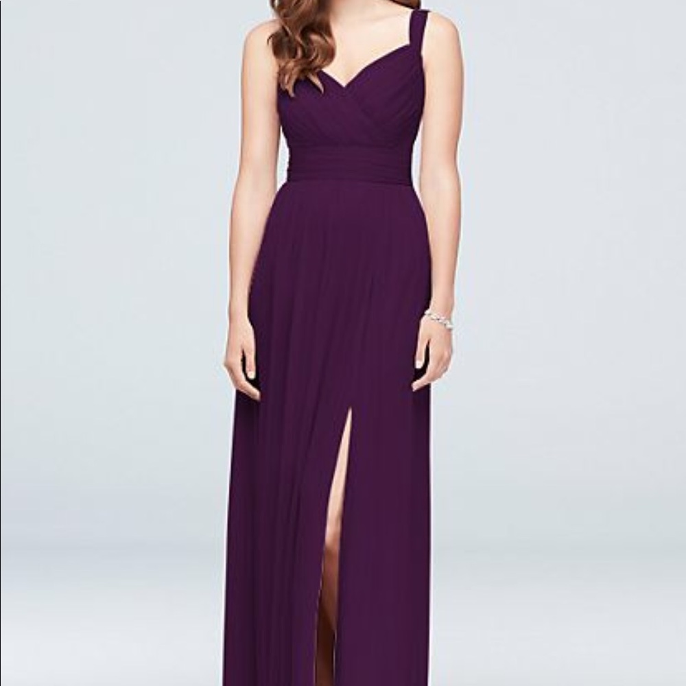 F19943 David’s Bridal Bridesmaids Dress